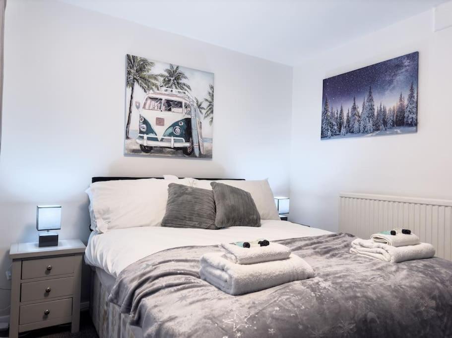 Immaculate 5 Bedroom House Rockingham Esterno foto