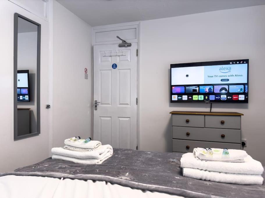 Immaculate 5 Bedroom House Rockingham Esterno foto