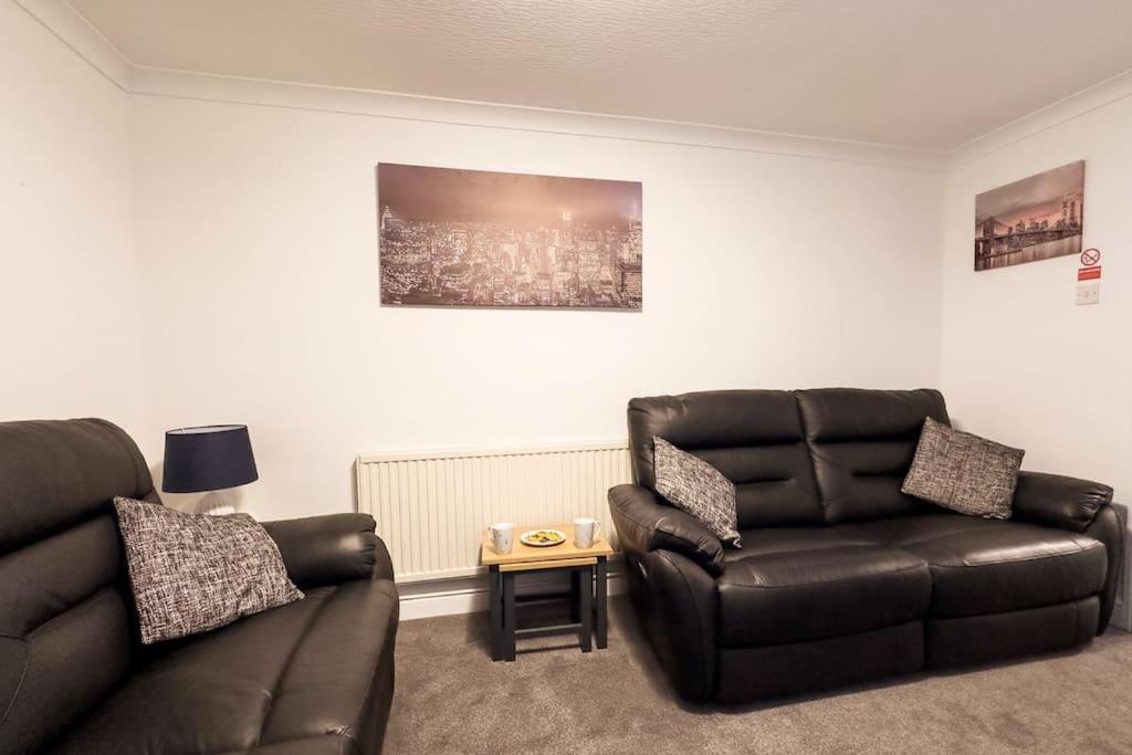 Immaculate 5 Bedroom House Rockingham Esterno foto