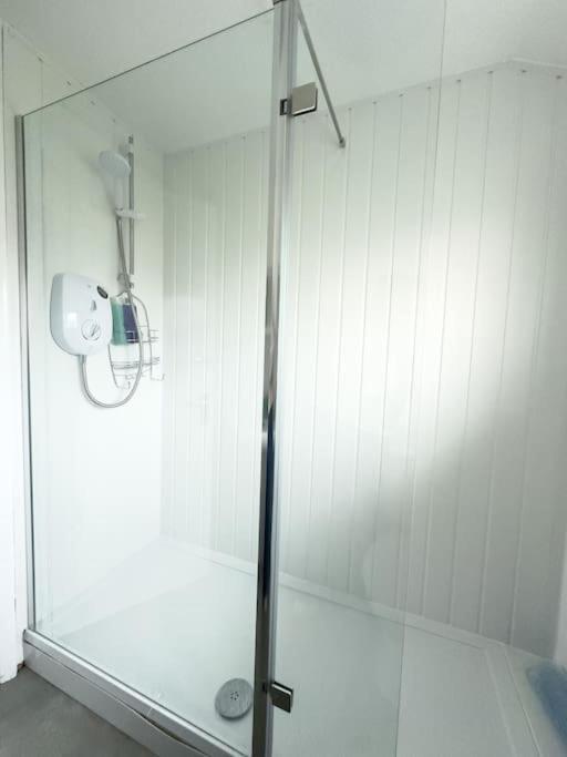 Immaculate 5 Bedroom House Rockingham Esterno foto